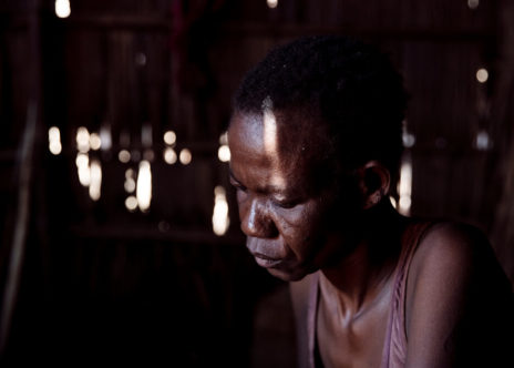 Ritratto di donna nella propria abitazione