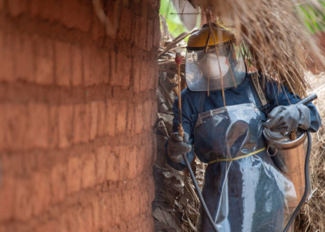 Attività di irrorazione domiciliare in Burundi