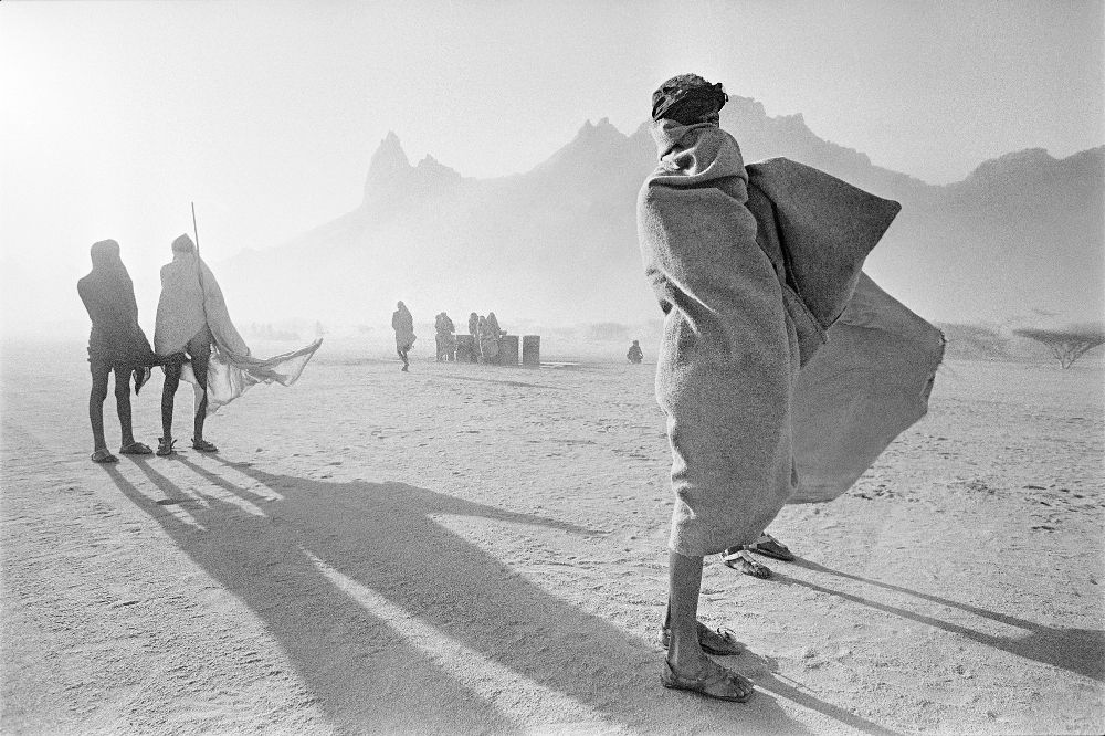 GUARDARE OLTRE- Mostra fotografica a cura di MSF e Magnum a Milano