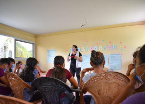 Sessione psicoeducativa per gli adolescenti delle comunità di Choloma