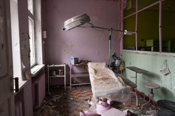 Ospedale distrutto in Ucraina Dontesk Oblast