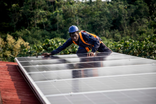 Costruzione Pannelli solari in DRC MSF